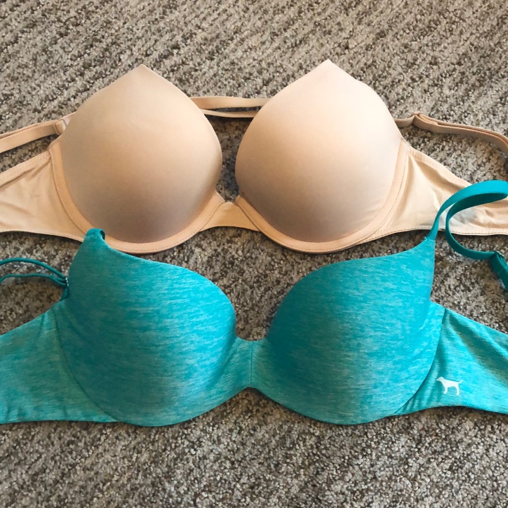 32C VS pink bras !!